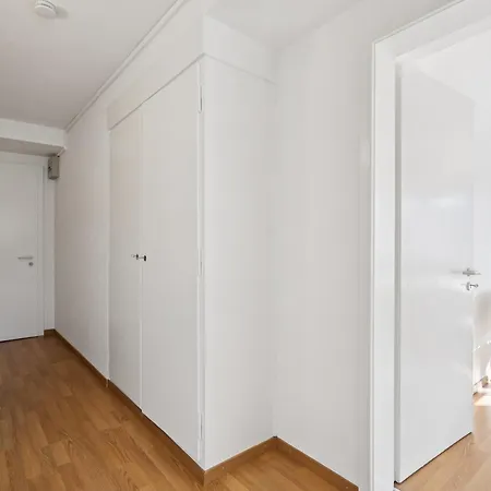 Modern Center - Crown 33 Daire