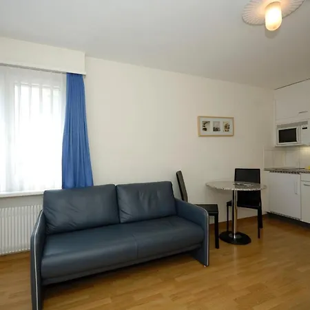 Modern Center - Crown 33