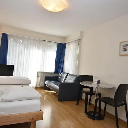 Modern Center - Crown 33 Apartament *